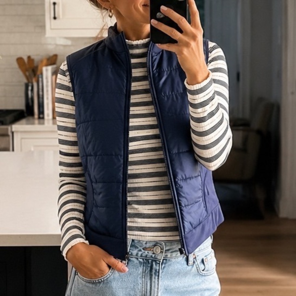 Southern Tide Womens Navy Blue Quilted Full Zip Hybrid Vest S Striped Collar A5